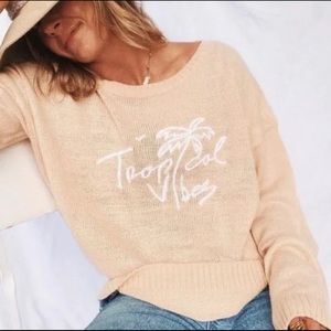 Goldfish Kiss x Beachly Boatneck/Off-the-shoulder Lightweight sweater